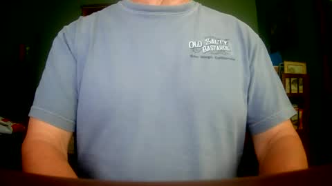 Snapshot of il_undercover chatting on 06/15/26, 10:28 il_undercover online show from 06/15/26, 10:28