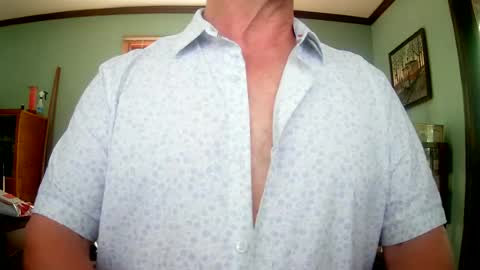 Snapshot of il_undercover chatting on 06/18/26, 04:55 il_undercover online show from 06/18/26, 04:55