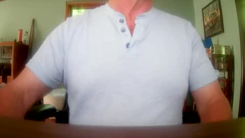 Snapshot of il_undercover chatting on 06/20/26, 01:03 il_undercover online show from 06/20/26, 01:03