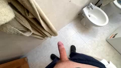 ilconte81 online show from 01/01/25, 10:54