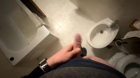 ilconte81 online show from 01/26/25, 11:29