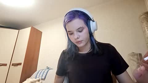 Snapshot of ilianabilly chatting on 02/04/26, 04:13 Aurora online show from 02/04/26, 04:13