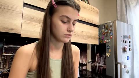 Snapshot of ilianaportwood chatting on 02/22/26, 09:30 Sophie online show from 02/22/26, 09:30