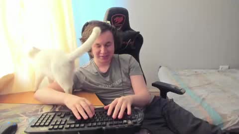 iliaskris online show from 03/21/26, 08:19