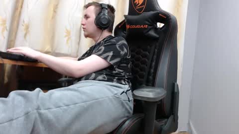 lord online show from 11/21/25, 07:45