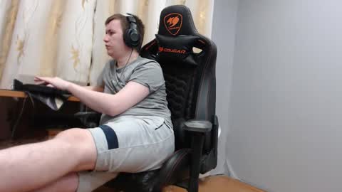 lord online show from 12/14/25, 01:55