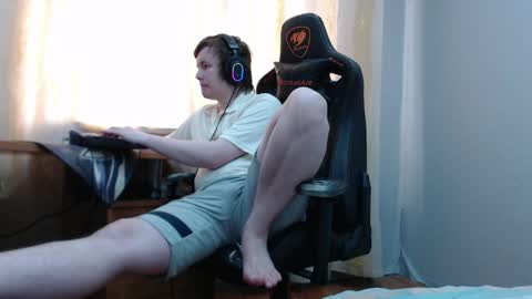 Snapshot of iliaskrisloveee chatting on 04/19/26, 05:40 lord online show from 04/19/26, 05:40