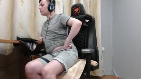 Snapshot of iliaskrisloveee chatting on 04/24/26, 11:07 lord online show from 04/24/26, 11:07