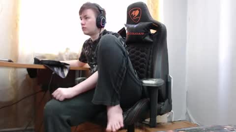 Snapshot of iliaskrisloveee chatting on 05/24/26, 02:22 lord online show from 05/24/26, 02:22