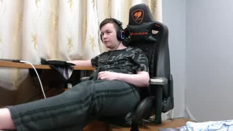 Snapshot of iliaskrisloveee chatting on 05/28/26, 07:00 lord online show from 05/28/26, 07:00