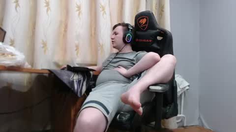 Snapshot of iliaskrisloveee chatting on 06/19/26, 11:19 lord online show from 06/19/26, 11:19