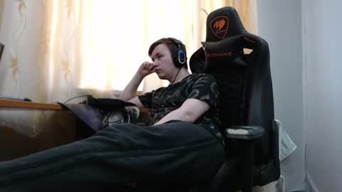 Snapshot of iliaskrisloveee chatting on 07/05/26, 12:01 lord online show from 07/05/26, 12:01
