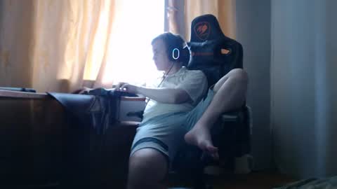 Snapshot of iliaskrisloveee chatting on 07/11/26, 01:52 lord online show from 07/11/26, 01:52