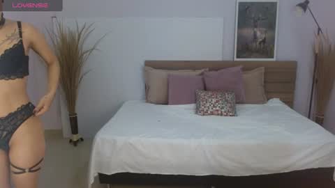 ilitzy cardona online show from 06/10/26, 12:48