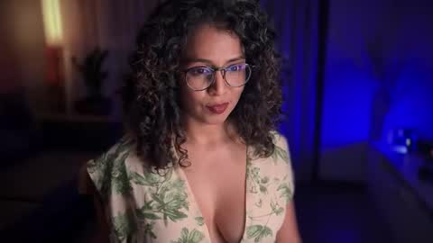 Kloe online show from 02/08/25, 04:14