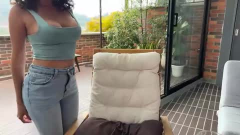 Kloe online show from 02/13/25, 09:06