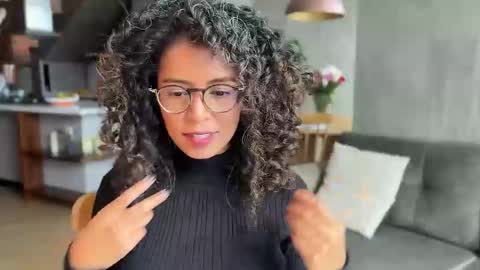 Kloe online show from 02/19/25, 07:27