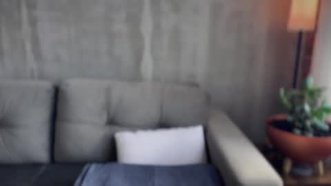 Kloe online show from 10/06/25, 08:28