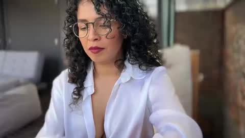 Kloe online show from 02/26/26, 07:35