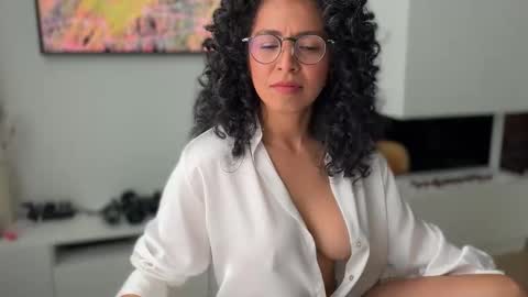Kloe online show from 04/30/26, 08:57