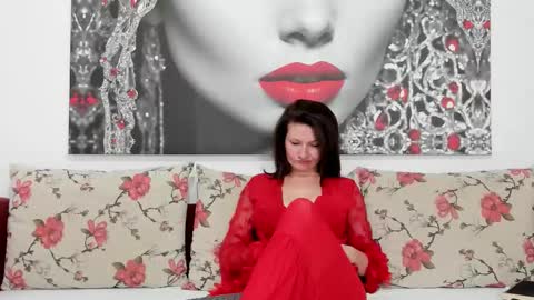 Snapshot of illegalbeauty87 chatting on 10/03/25, 12:29 Ingrid or more easier...Miss GoDDess Mistress online show from 10/03/25, 12:29