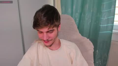 Snapshot of illusions888 chatting on 02/14/25, 07:49 D-Illusion online show from 02/14/25, 07:49