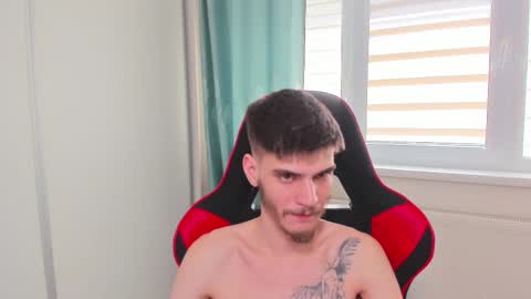 Snapshot of illusions888 chatting on 03/10/25, 07:53 D-Illusion online show from 03/10/25, 07:53