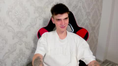 Snapshot of illusions888 chatting on 09/16/25, 03:35 D-Illusion online show from 09/16/25, 03:35