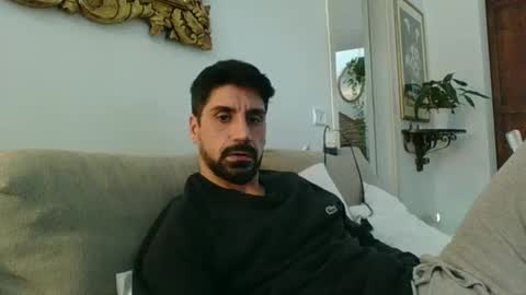 ilmangj90 online show from 01/27/25, 11:11