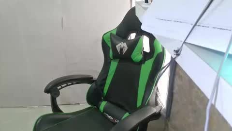 KATRINA online show from 10/09/25, 01:03