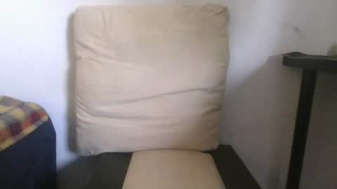 Snapshot of ilovebigass04 chatting on 06/13/26, 07:17 yunstud online show from 06/13/26, 07:17