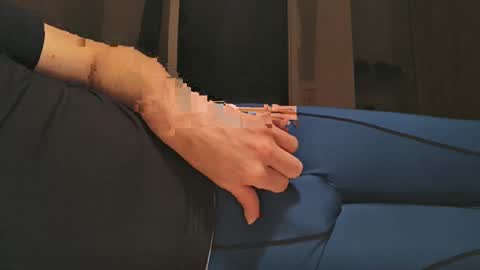 Ilovesquirterz1 online show from 12/18/24, 05:26