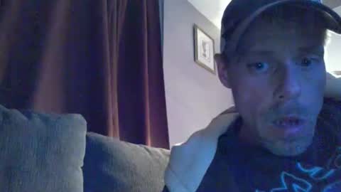 Ilovesquirterz1 online show from 02/05/25, 09:15