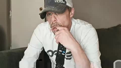 Ilovesquirterz1 online show from 03/06/25, 07:36