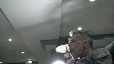 Ilovesquirterz1 online show from 03/09/25, 06:39