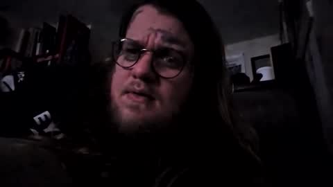 Snapshot of ilovestinkypussy420 chatting on 12/02/25, 07:14 ilovestinkypussy420 online show from 12/02/25, 07:14