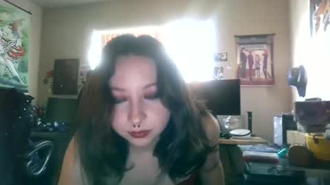iloveyou_honeybear online show from 10/29/25, 04:20