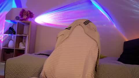 ilucyme online show from 12/13/24, 07:43