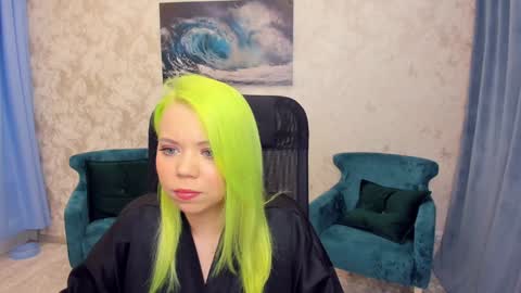 Roxy online show from 01/12/25, 07:21