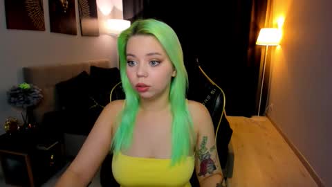 Roxy online show from 02/15/26, 07:32