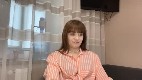 Alisa online show from 10/17/25, 07:11
