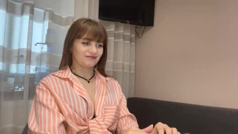 Alisa online show from 10/24/25, 07:16