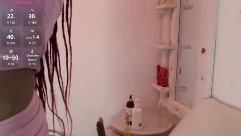 Ariana online show from 11/16/25, 12:55