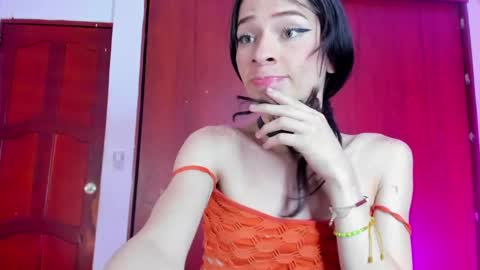 Snapshot of im_brittany_333 chatting on 04/26/26, 05:49 im_brittany_333 online show from 04/26/26, 05:49