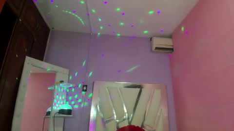 Snapshot of im_brittany_333 chatting on 05/27/26, 03:14 im_brittany_333 online show from 05/27/26, 03:14