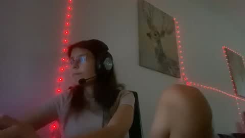 im evelyn online show from 11/09/25, 02:04