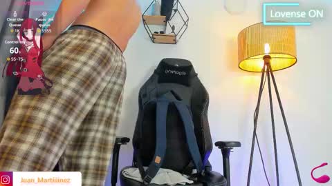 Snapshot of im_juaniito chatting on 10/17/25, 03:10  40 OFF TODAY online show from 10/17/25, 03:10