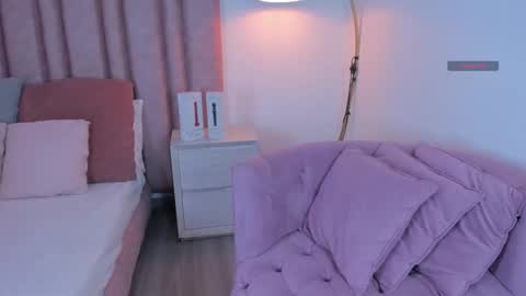 Snapshot of im_lily_ chatting on 02/27/26, 01:11 Lilyy online show from 02/27/26, 01:11