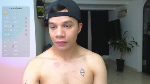 Snapshot of im_marco chatting on 03/24/26, 02:49 Marco online show from 03/24/26, 02:49