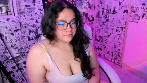 mei mei uwu online show from 03/31/26, 12:23